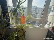 Apartament cu trei camere de vanzare-Crangasi-loc de parcare 