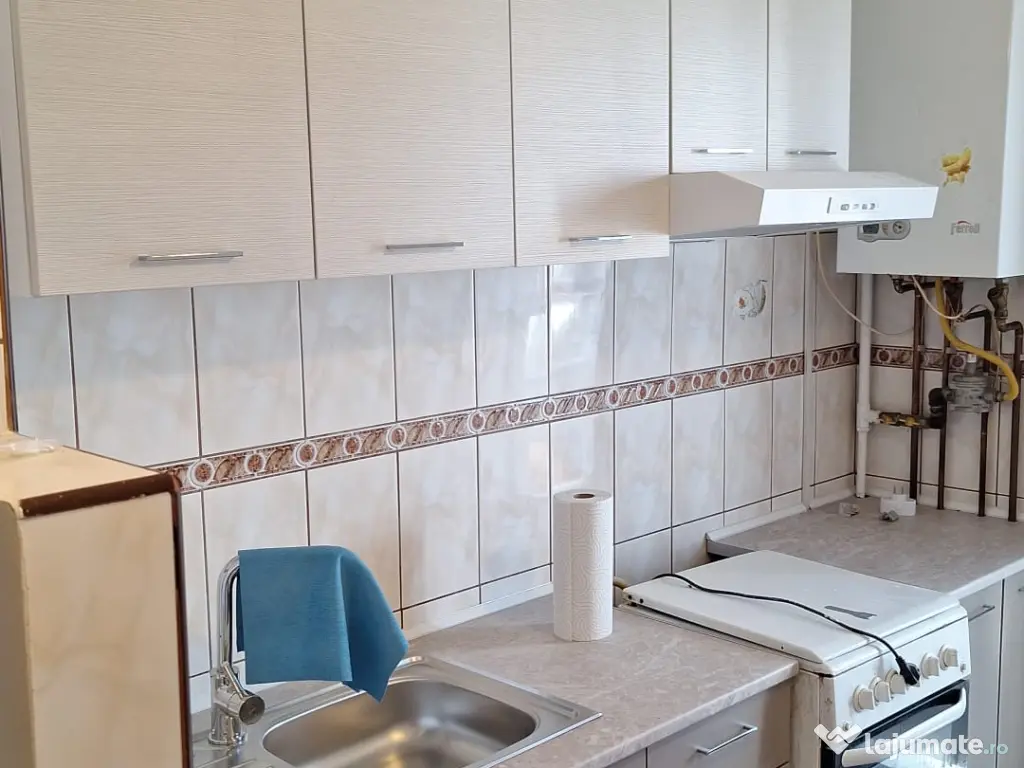 Inchiriez apartament cu doua camere