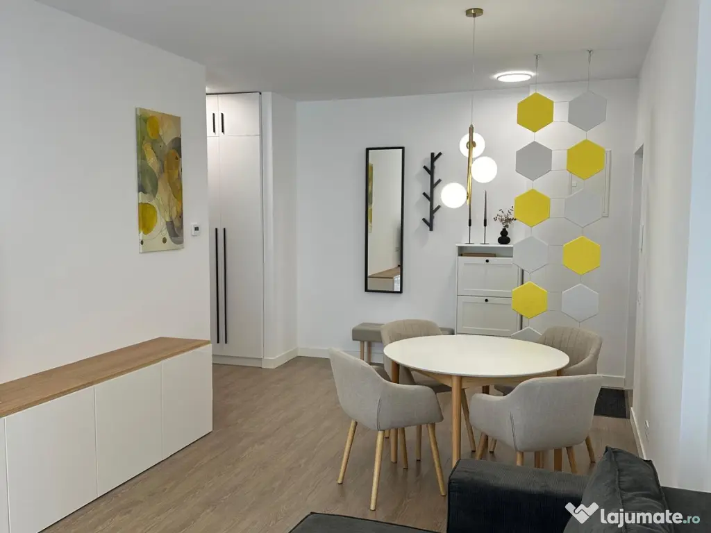 Inchiriez apartament 2 camere + parcare Silk District