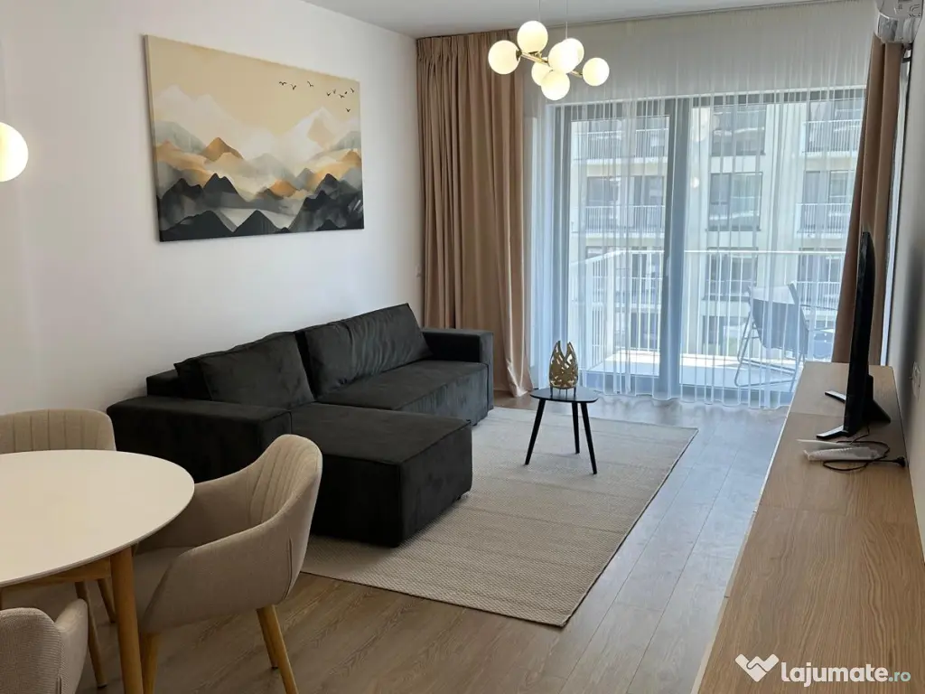 Inchiriez apartament 2 camere + parcare Silk District