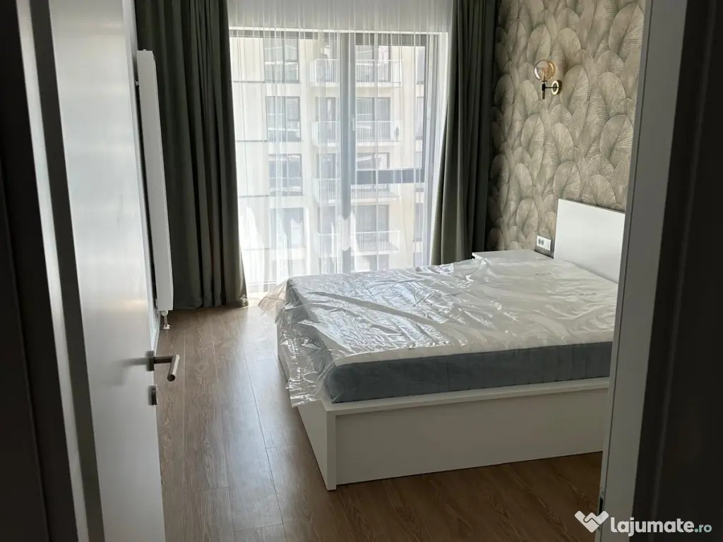 Inchiriez apartament 2 camere + parcare Silk District