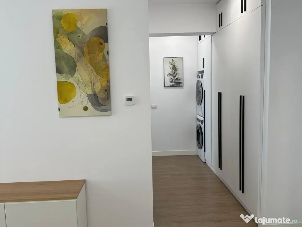 Inchiriez apartament 2 camere + parcare Silk District