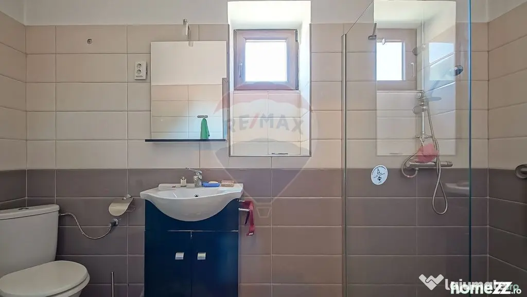 Casă cu 7 Camere + Spațiu Comercial, Oportunitate Rară...