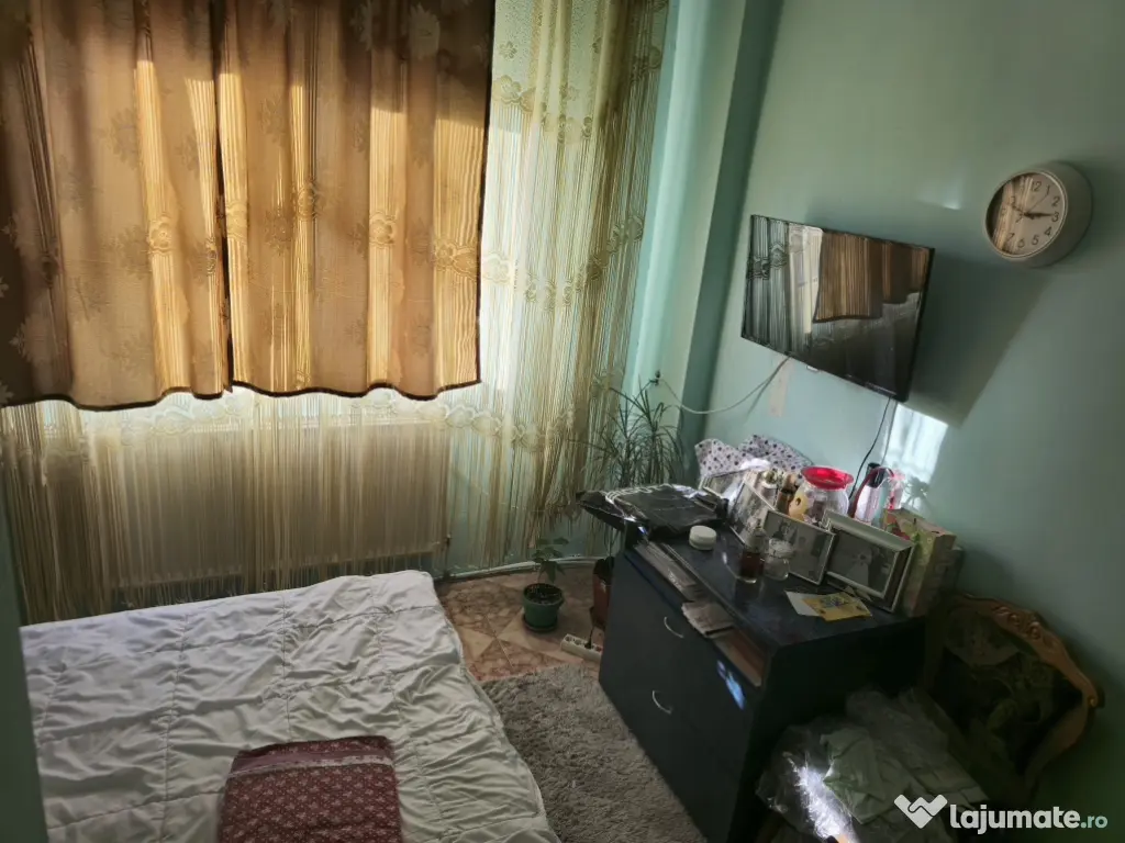 vând apartament ultracentral Bacău