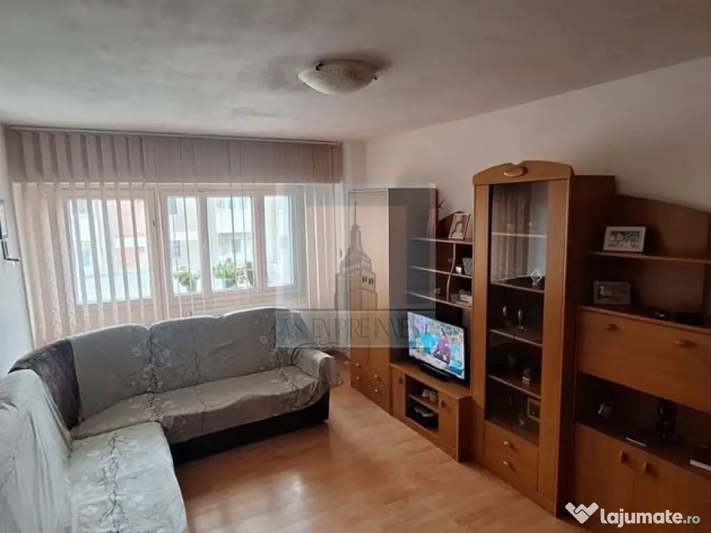 Apartament 2 camere+boxa - zona Racadau/Carpaților