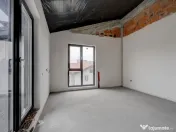 Casa se preda finisata - 4 bai -3 dormitoare - curte - parca 