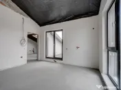 Casa se preda finisata - 4 bai -3 dormitoare - curte - parca 