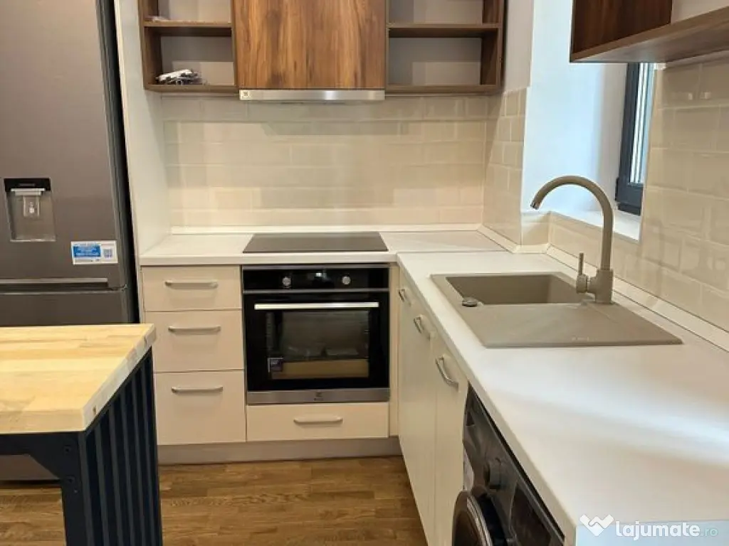 Studio dublu | Avalon Estate | Pipera | Rond OMV | Porsche