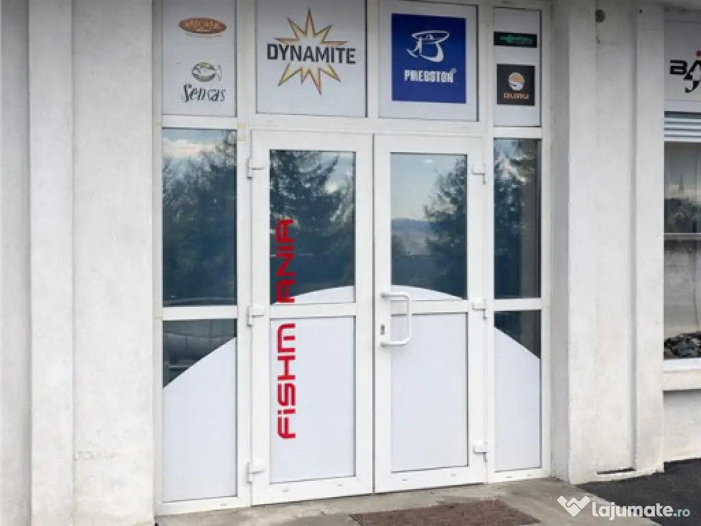 Spatiu comercial vitrinat,dublu acces,257 mp,disponibil si j
