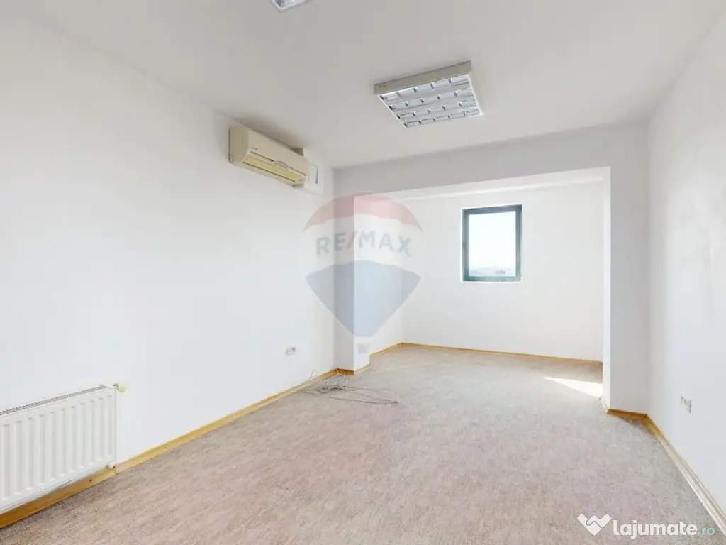 BIROU cu priveliște panoramică – Centru Civic