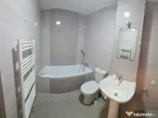 Apartament 2 camere, decomandat - zona Sanpetru 