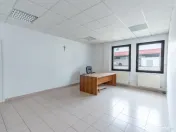 Spatiu industrial/comercial P+1, 3400 mp utili, teren 4000 m 