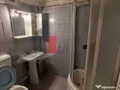 Garsoniera de inchiriat in zona Damaroaia 