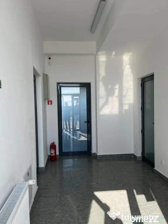Spațiu comercial premium P+1, 650 mp utili, construcție 20