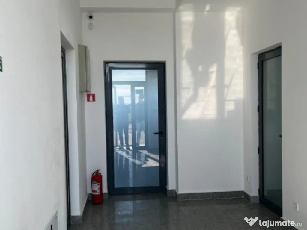 Spațiu comercial premium P+1, 650 mp utili, construcție 20