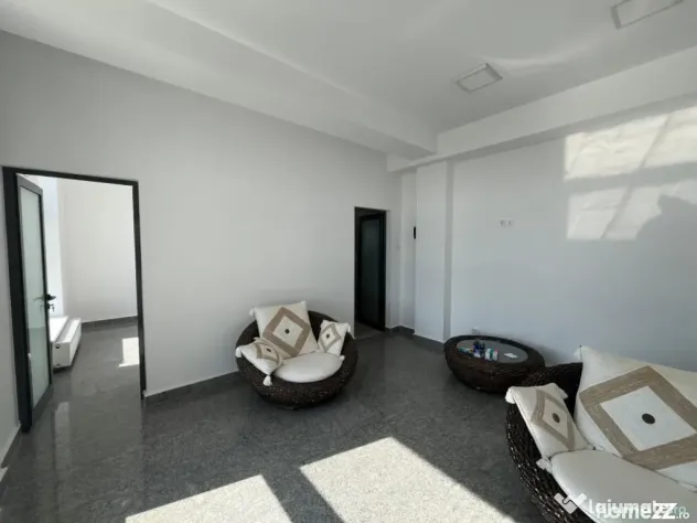 Spațiu comercial premium P+1, 650 mp utili, construcție 20