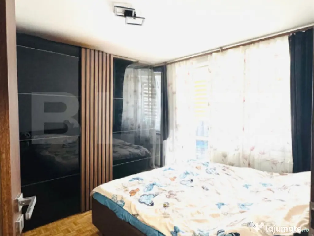 Apartament de vanzare, 2 camere, etaj 1, Tractorul