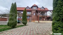 Casa moderna lux cu piscina exterioara totul mecanizat, Baci