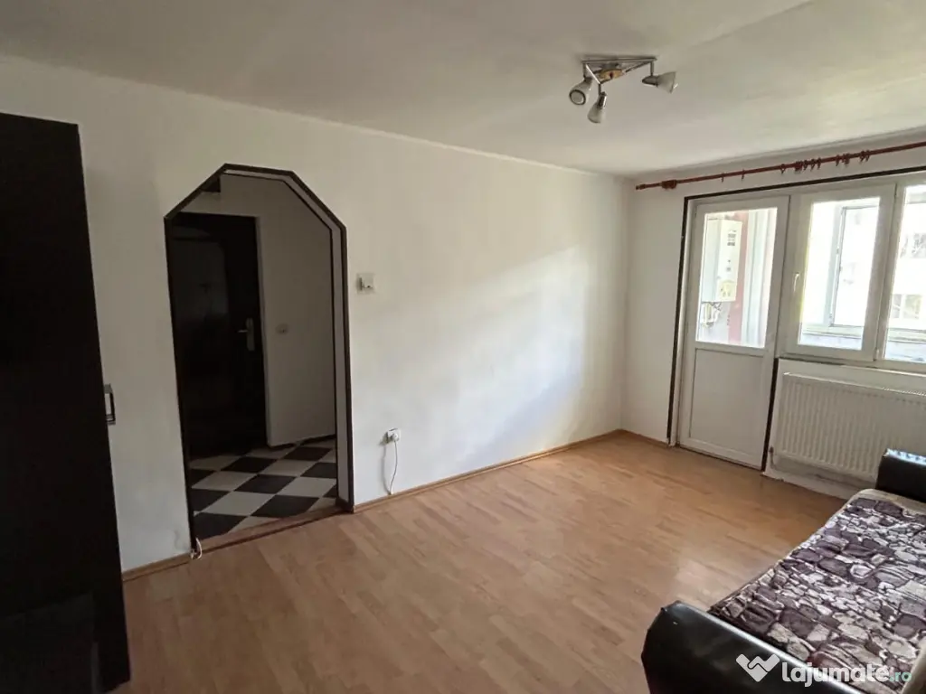 Apartament de vânzare