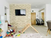 Apartament modern cu 3 camere, 70mp, balcon, parcare, zona V 