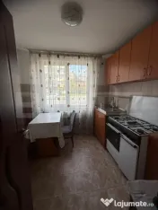 Apartament cu 2 camere, 47 mp, zona Policlinica, 