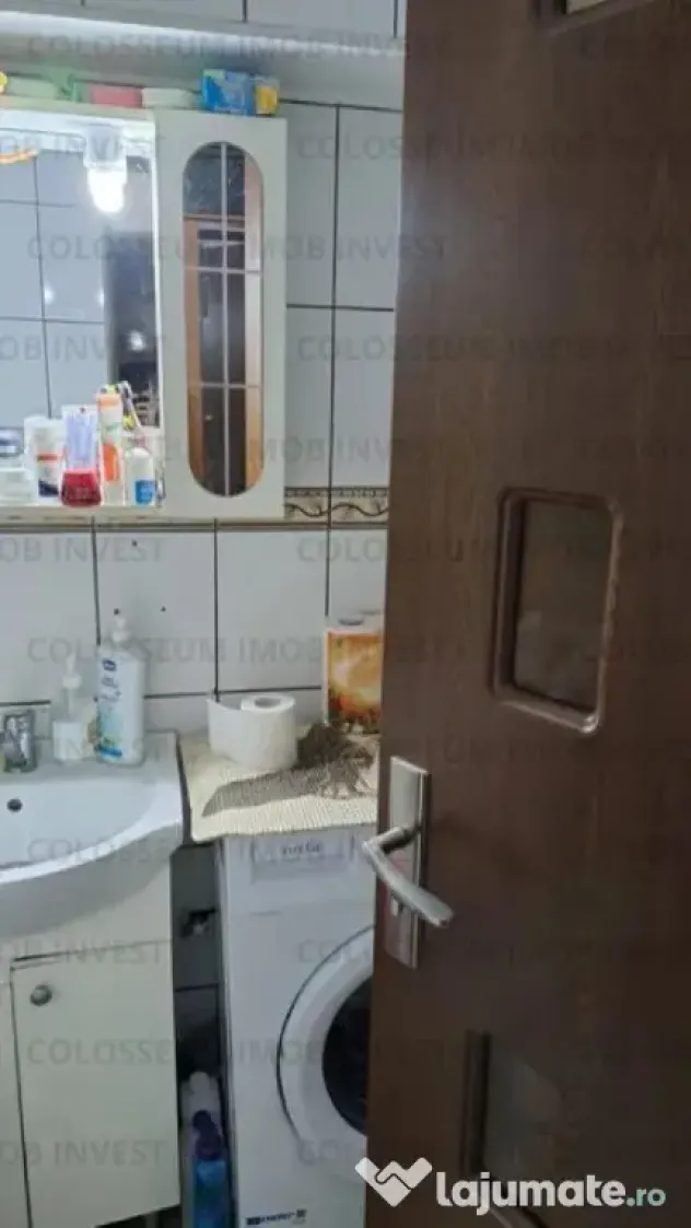 Apartament 2 camere, semidecomandat - zona Astra