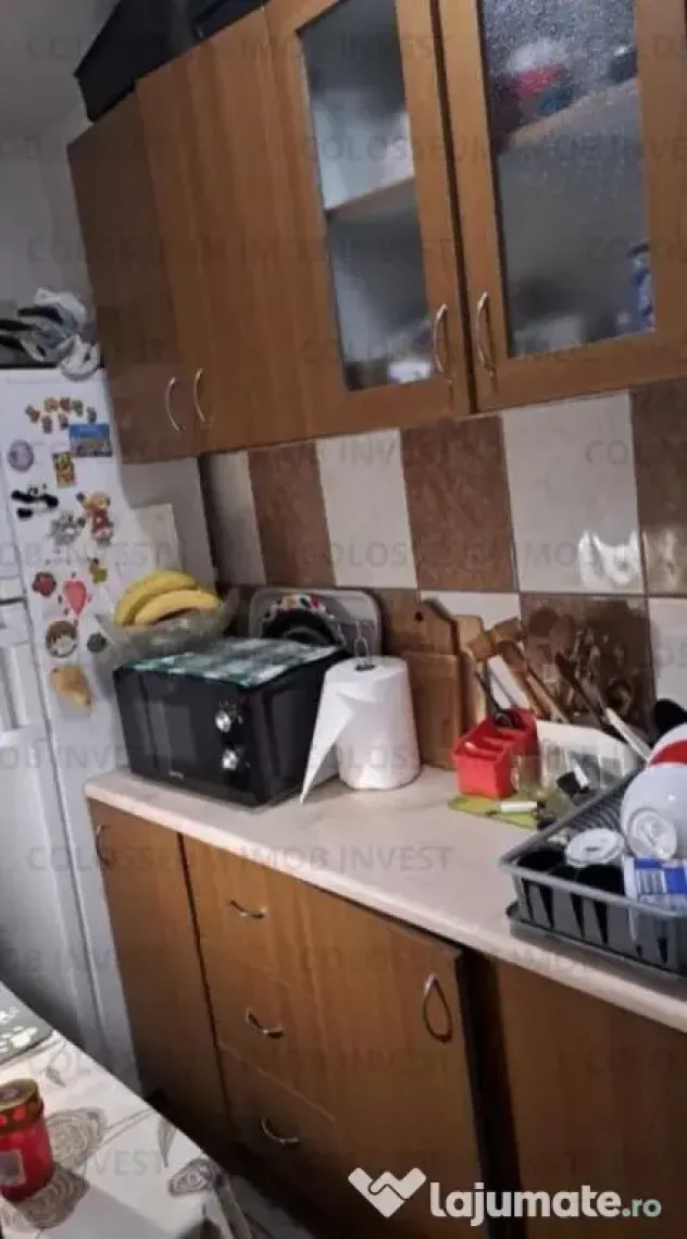 Apartament 2 camere, semidecomandat - zona Astra