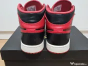 Air Jordan 1 Mid ,,Bred'' - Black/Red 