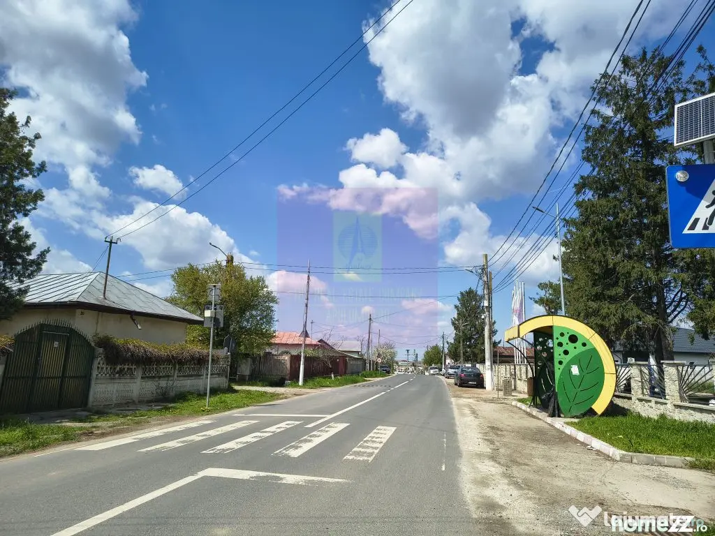 Teren cu o casă demolabilă în satul Poșta la 15 minut...