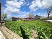 Teren cu o casă demolabilă în satul Poșta la 15 minut... 