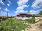 Teren cu o casă demolabilă în satul Poșta la 15 minut... 