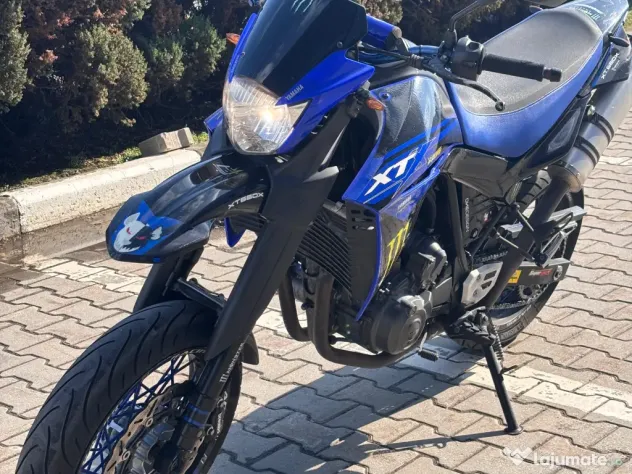 Yamaha XT660X Supermoto