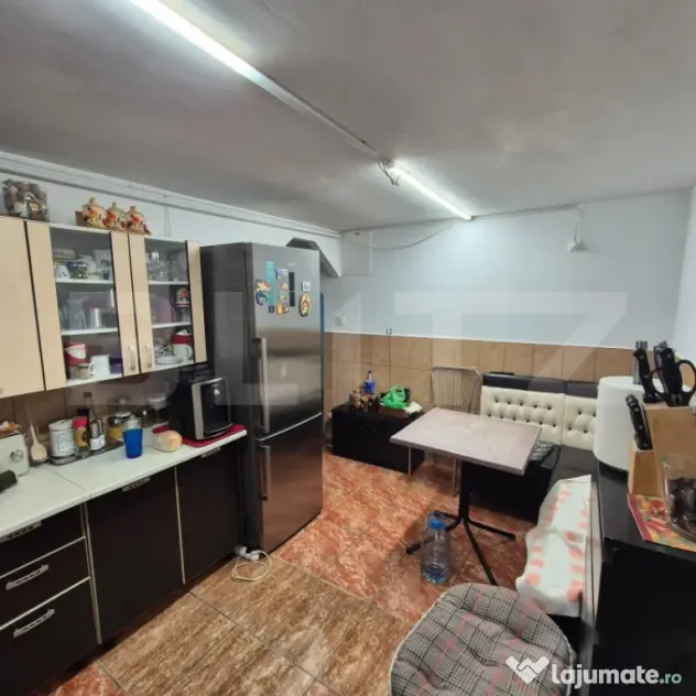 Apartament 2 camere, 62 mp, ideal locuit sau cabinet, zona B
