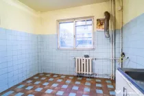 Ghencea - Drumetului, 3 camere, an c-tie 1980, et. 4/10, ...