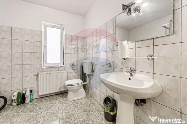 Cabinet stomatologic funcțional de închiriat zona Intim...