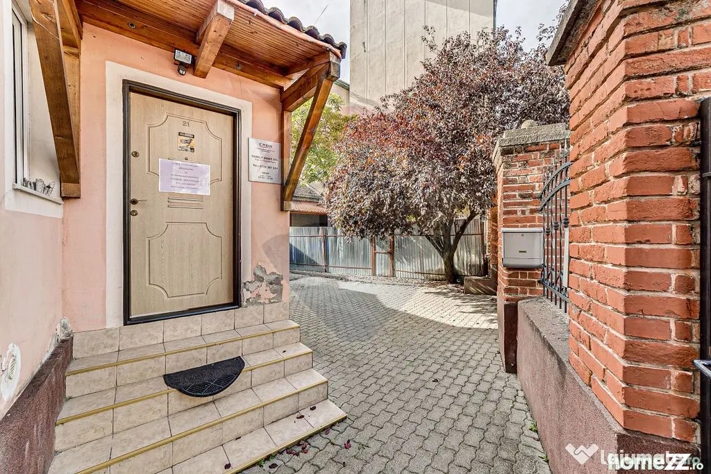 Cabinet stomatologic funcțional de închiriat zona Intim...