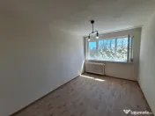 Apartament luminos și renovat 2 camere Pajura, prima închi 