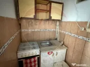 Garsoniera modesta de inchiriat strada Electrolizei 