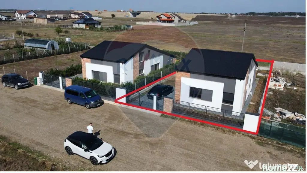 Casă / Vilă 5 camere în zona Nord - Focsani (Vrancea)