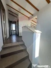 Casă / Vilă 5 camere în zona Nord