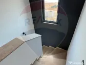 Casă / Vilă 5 camere în zona Nord 