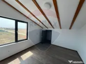 Casă / Vilă 5 camere în zona Nord 