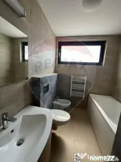 Casă / Vilă 5 camere în zona Nord