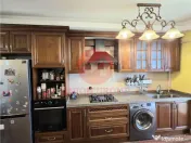 Apartament 3 Camere, zona Lapusneanu / Cambridge School 