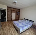 Garsonieră de închiriat, zona Cetate