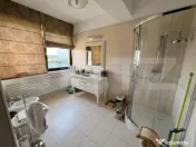 Penthouse 5 camere, 250 mp, zona Ciuperca 