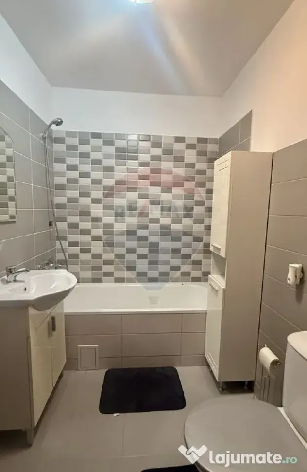 Apartament modern cu parcare subterană, bloc nou