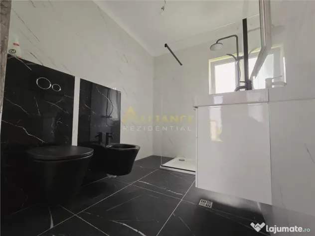 Casa parter- pod mansardat- 360mp teren- placa de beton