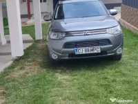 Mitsubishi outlander phev 