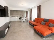 Apartament 3 camere, 2 bai, parcare proprie, cartier 